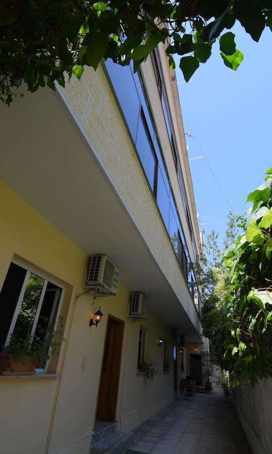 Hotel Haxhiu Тирана Екстер'єр фото